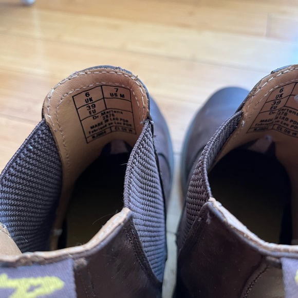 Dr Marten Chelsea Boot - Picture 3 of 6